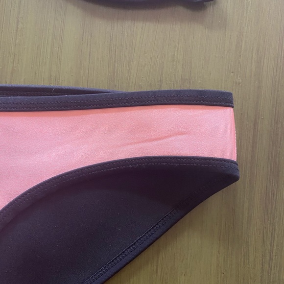 Peachy Pink Neoprene Triangl Bikini with Bag - Picture 6 of 8